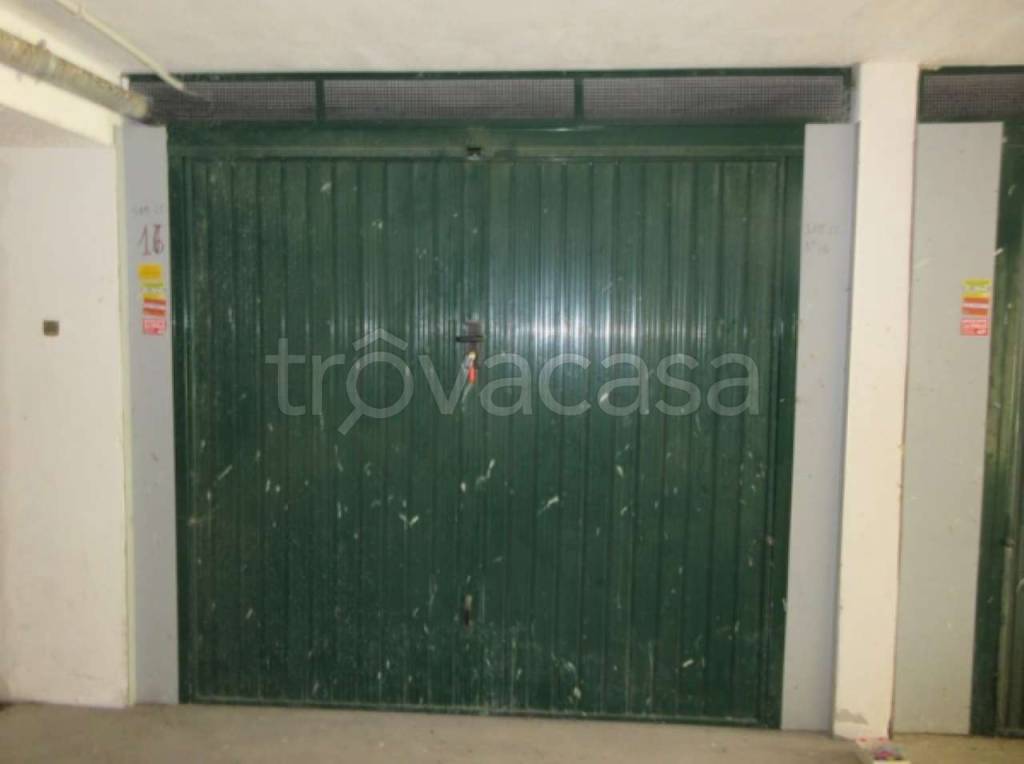 Garage in vendita a Bracciano via dei Quadri, snc
