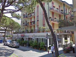 Albergo all'asta a jesolo via dalmazia 12 ,