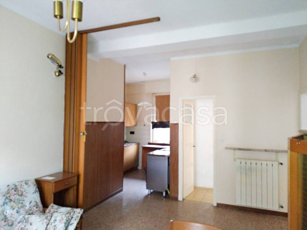 Appartamento in vendita a Omegna via Dogna, 14
