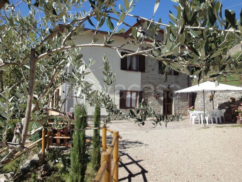 Villa in vendita a Ortignano Raggiolo via della Silice Badia a Tega