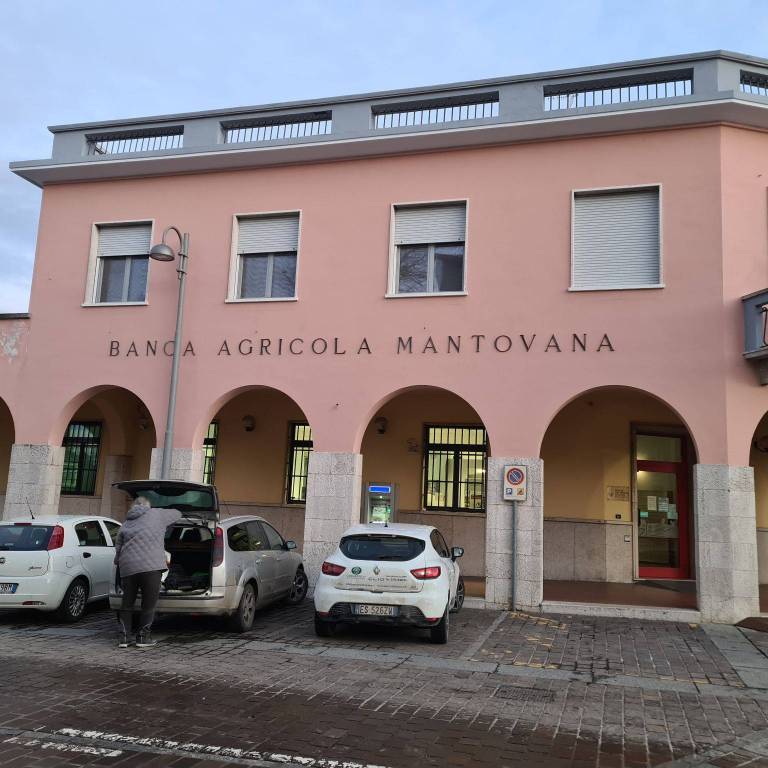 Appartamento in in affitto da privato a Volta Mantovana piazza Giuseppe Garibaldi, 10