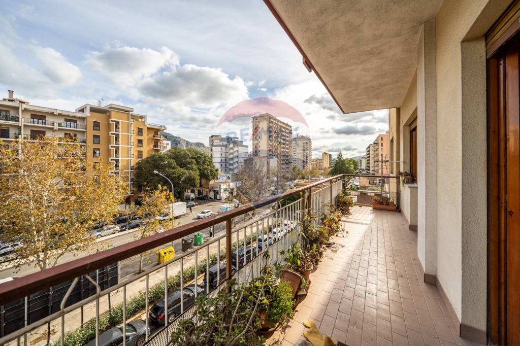 Appartamento in vendita a Palermo viale strasburgo, 518