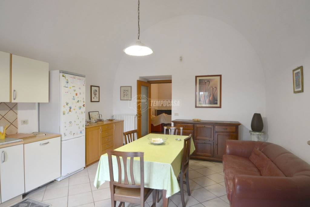 Villa in vendita a Gioia del Colle via Lagomagno