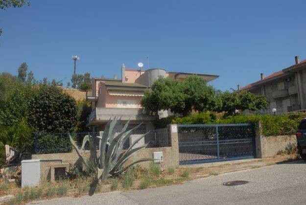 Villa in in vendita da privato a Badolato via Francesco Caporale, 17