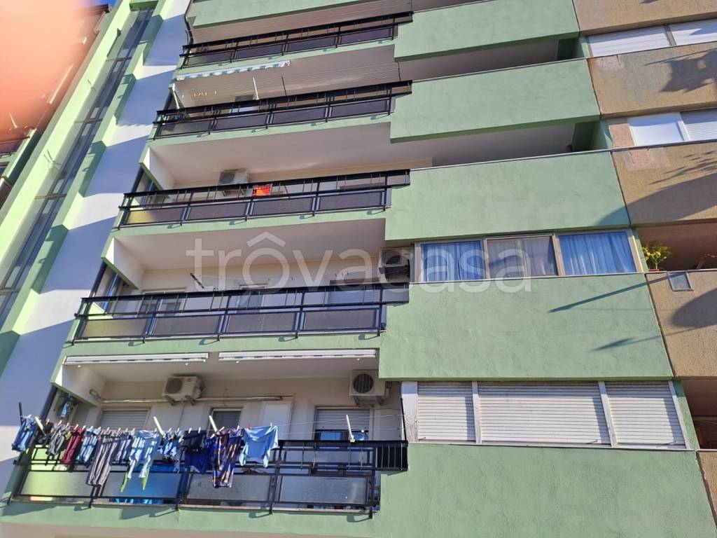 Appartamento in in vendita da privato a Crotone via Leonida Repaci, 4