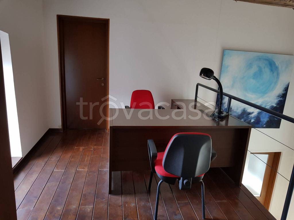 Ufficio in in affitto da privato a Trieste via Carlo Archi, 1/a