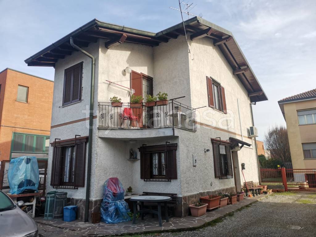 Villa in vendita a Pioltello via 1 Maggio, 3