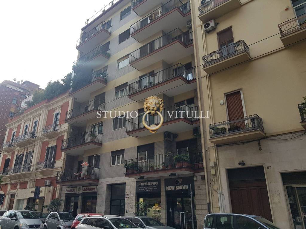 Appartamento in vendita a Bari via Nicola De Giosa, 111
