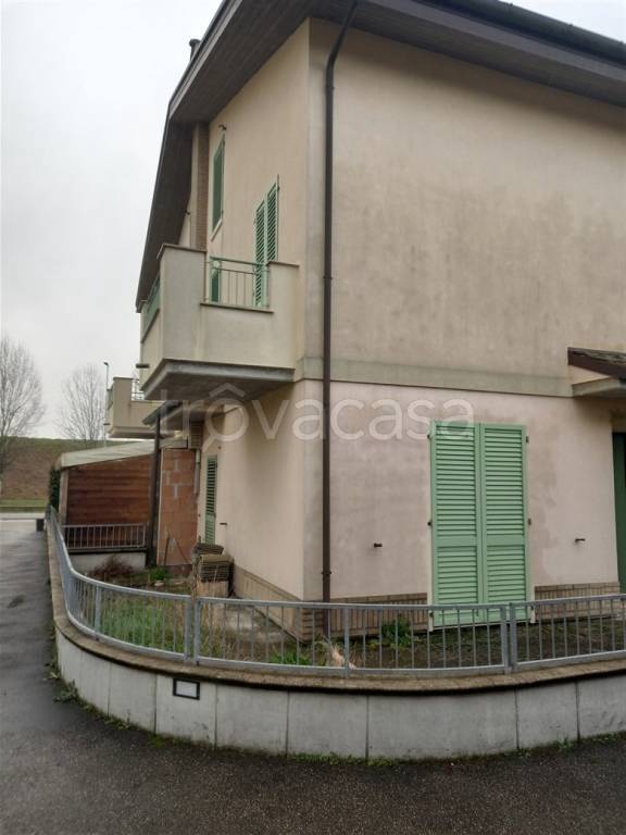 Villa Bifamiliare in vendita a Sant'Agata sul Santerno via Bastia, 43