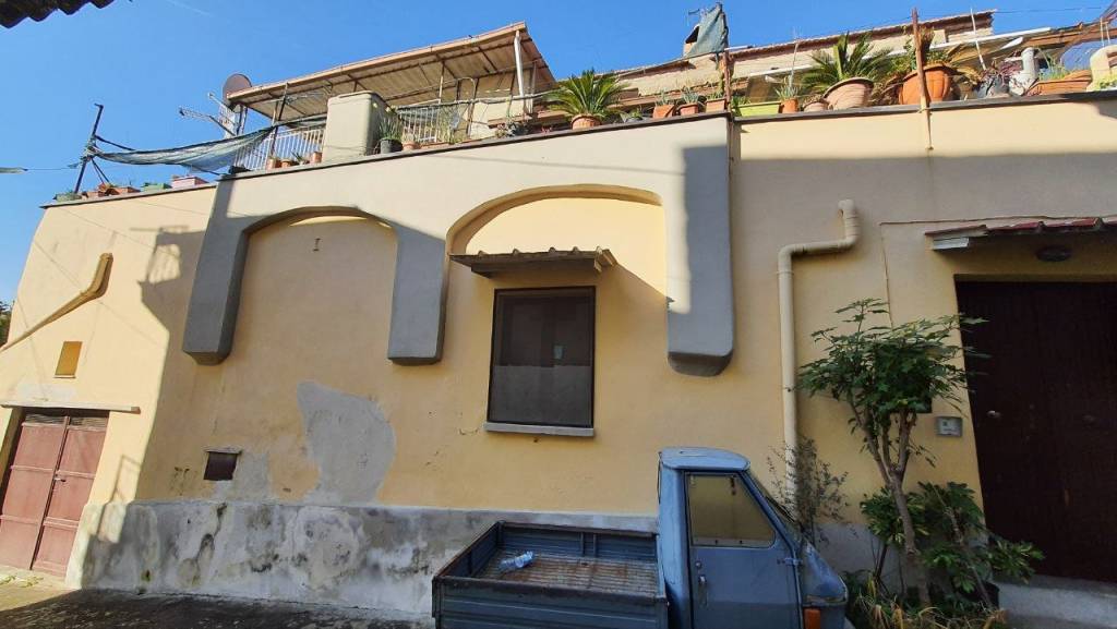 Casa Indipendente in vendita a Bellona via Nazario Sauro