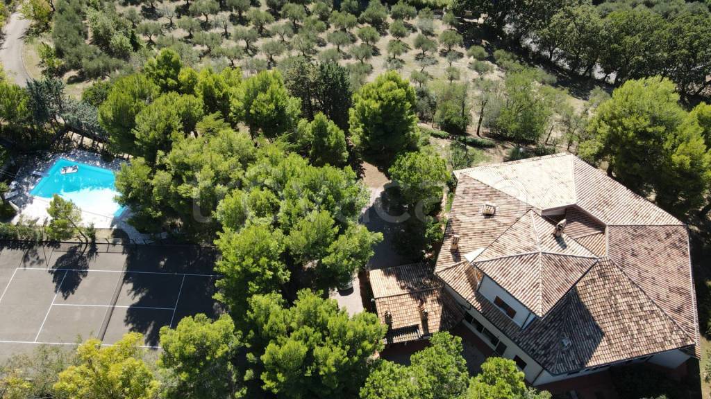 Villa in vendita a Montesilvano via palmiro togliatti