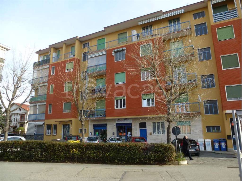 Appartamento in vendita a Piossasco via Massimo d azeglio, 11