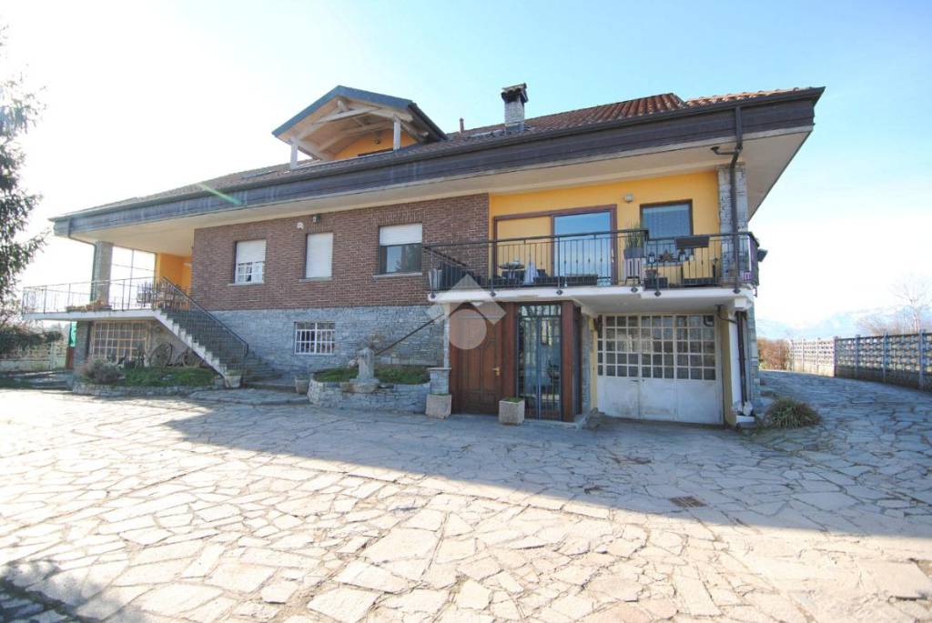 Villa Bifamiliare in vendita ad Alpignano via Fornace, 79
