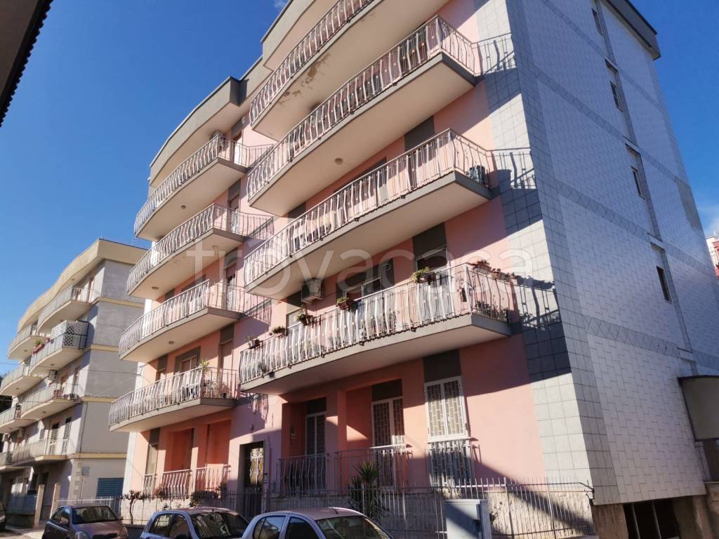 Appartamento in vendita a Toritto via Antonio Segni, 15