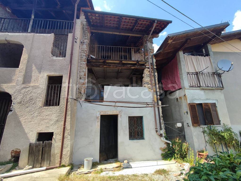 Casa Indipendente in vendita ad Ailoche frazione Giunchio