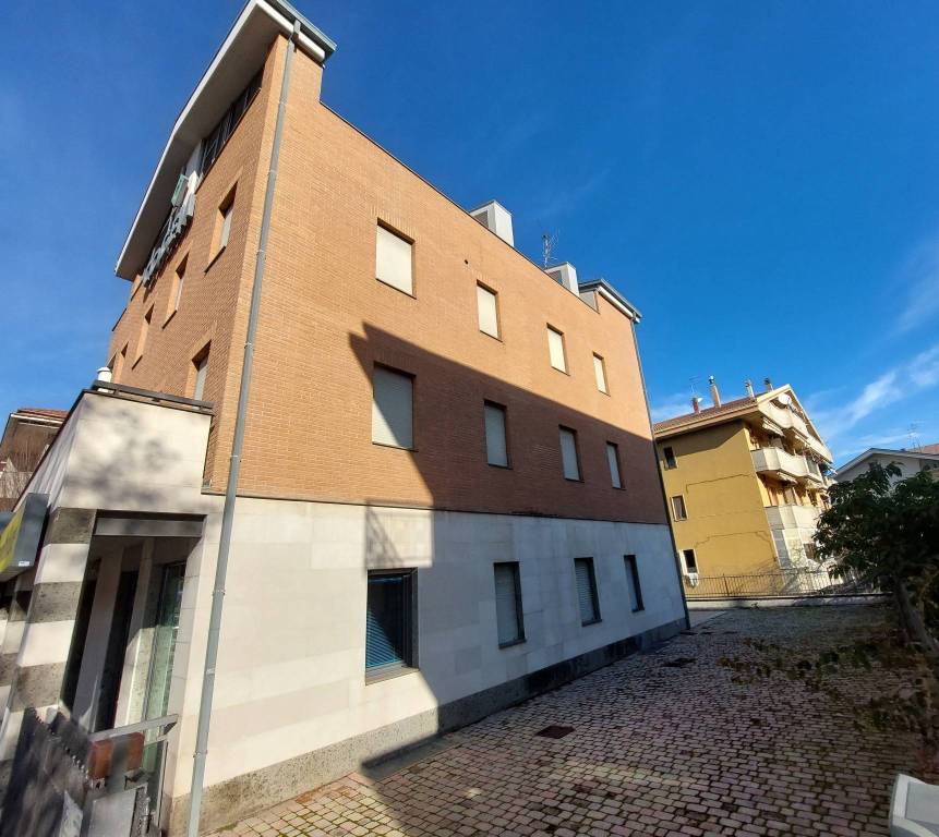 Appartamento in vendita a Montesilvano corso Umberto I, 450
