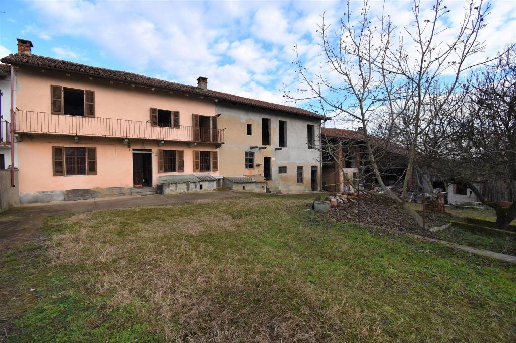 Casale in vendita ad Asti frazione Montemarzo
