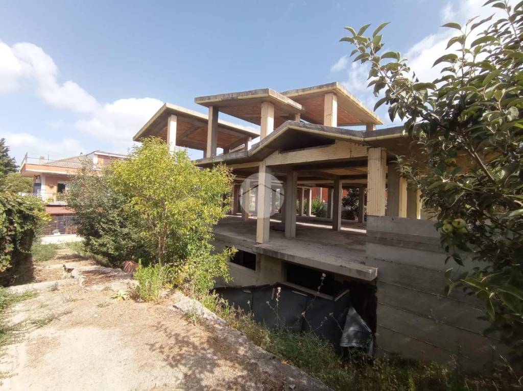 Villa in vendita a Roma via nurachi, 44