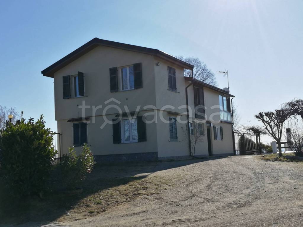 Casa Indipendente in vendita a Fubine Monferrato strada franchini, 4