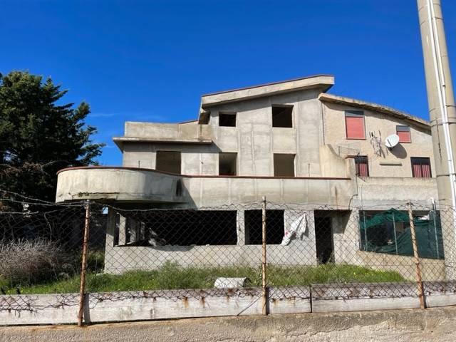 Villa Bifamiliare in vendita a Carini via Faggio