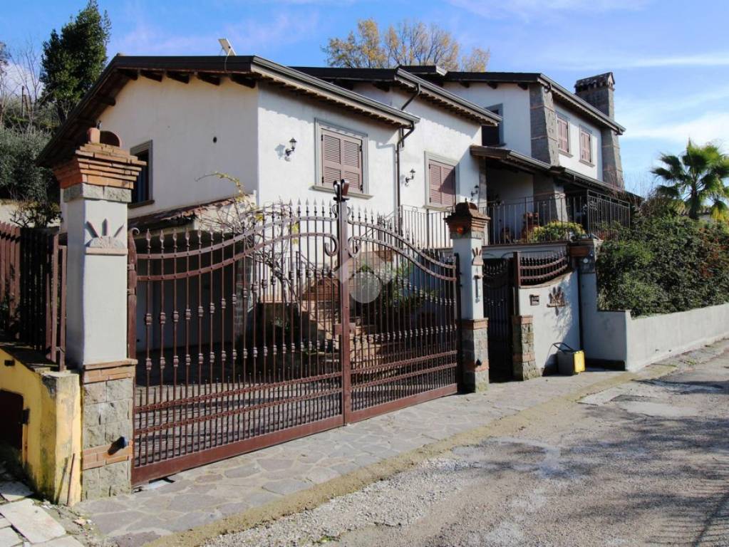 Villa in vendita a Poggio Mirteto via del benefizio, 4