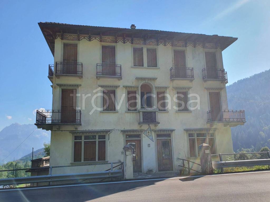 Casa Indipendente in in vendita da privato a Voltago Agordino via Foch, 22