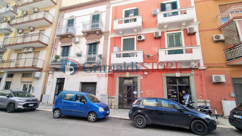 Appartamento in vendita a Bari via Montello, 34