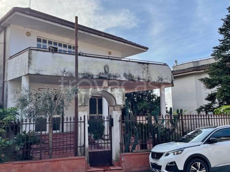 Villa in vendita a Maddaloni via Carmignano