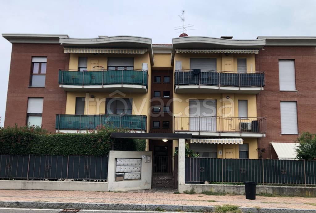 Appartamento all'asta a Bonate Sopra via Giosuè Carducci, 44