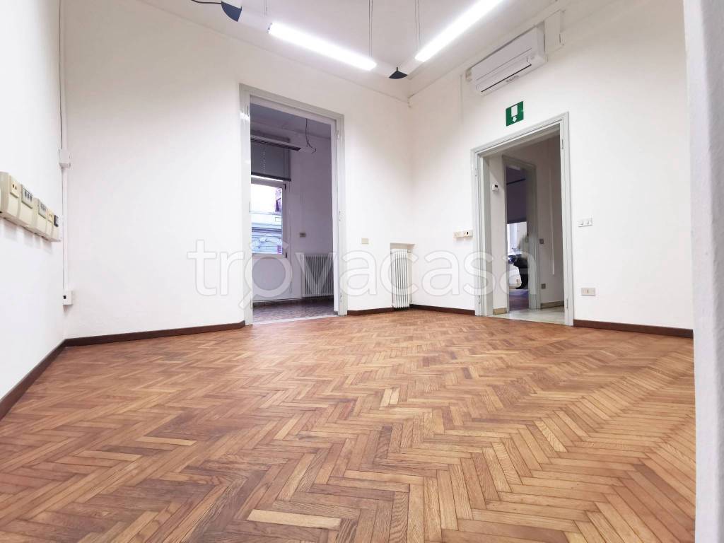 Ufficio in affitto a Pontedera via Ranieri Gotti