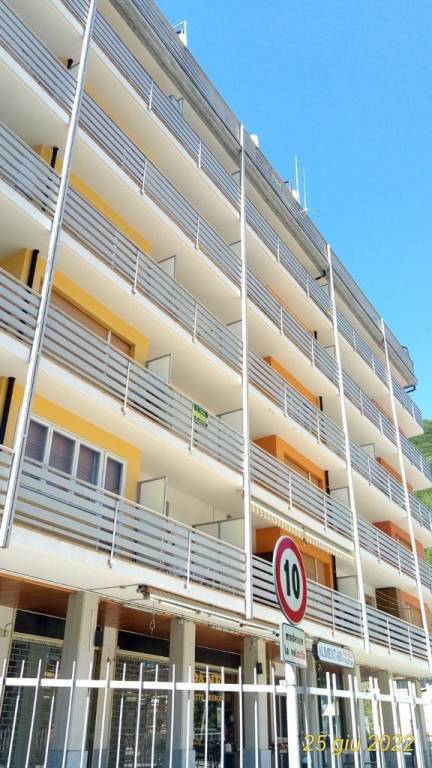 Appartamento in in vendita da privato a Vernante piazza Vermenagna, 24