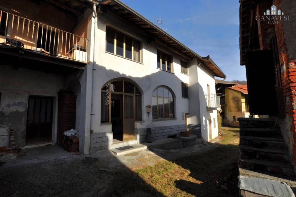Casa Indipendente in vendita a Cuorgnè frazione Salto, Via Asilo, 24
