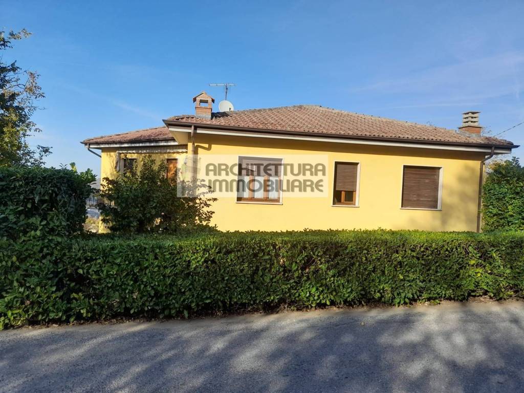 Villa in vendita a Zavattarello via riccardo lombardi, 4