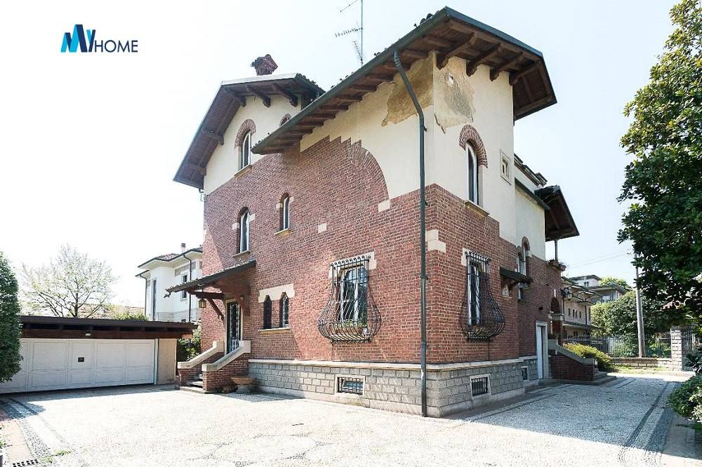 Villa in vendita a Cesano Maderno via Pier Fortunato Calvi, 5