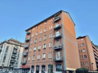 Appartamento in affitto a milano via torquato taramelli, 60