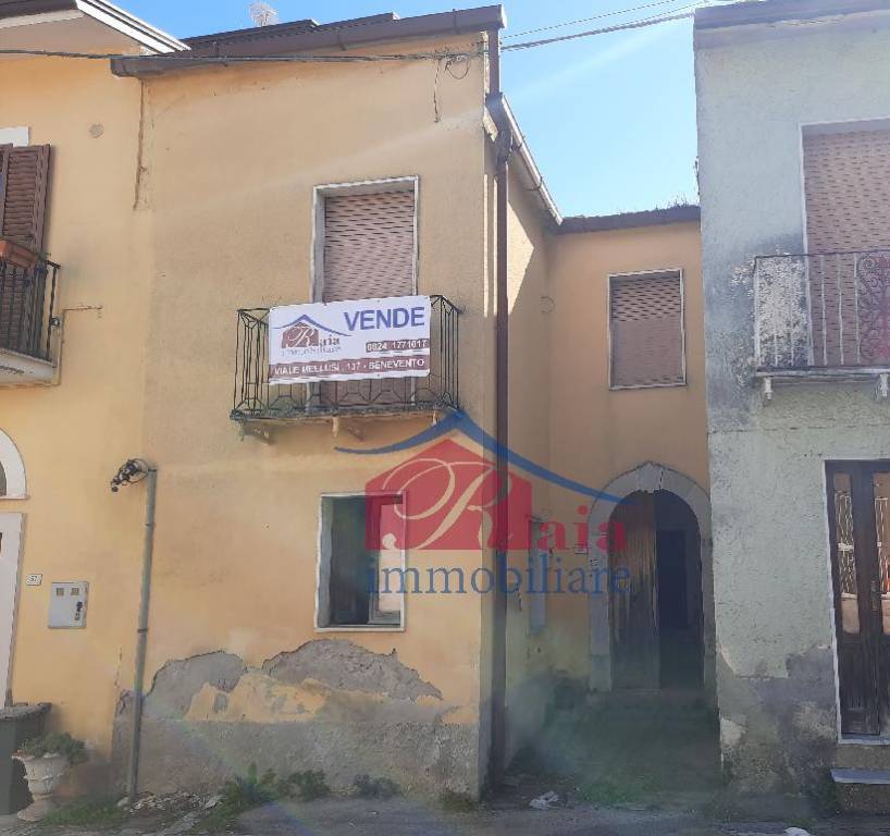 Casa Indipendente in vendita a Benevento pastene