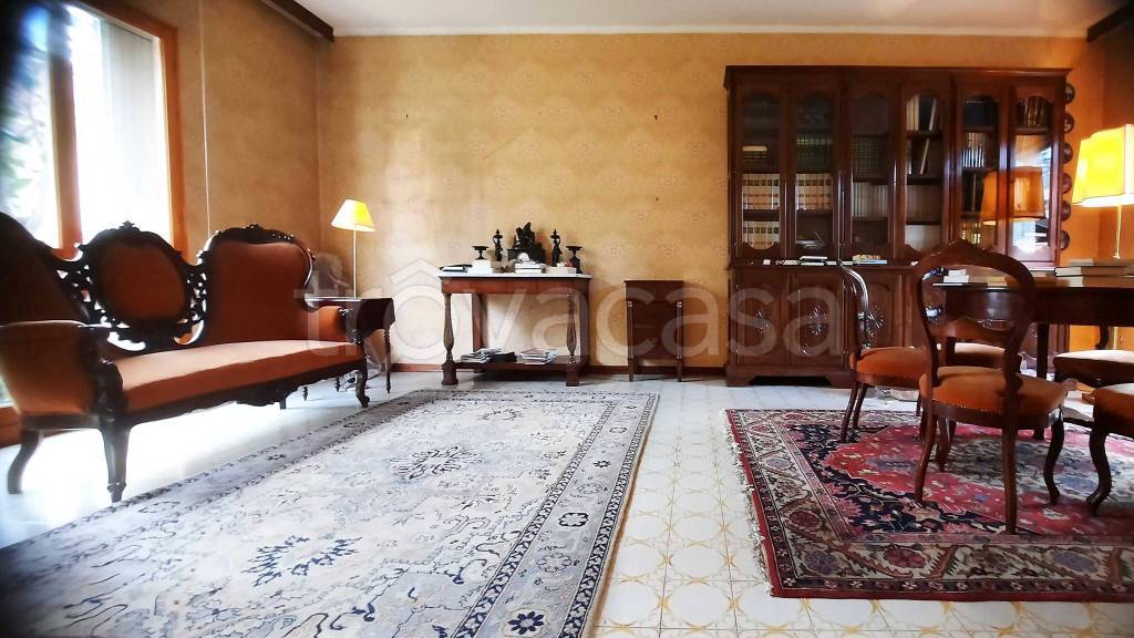 Villa a Schiera in vendita a Reggio nell'Emilia via Tommaso Campanella