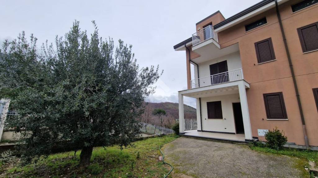 Villa a Schiera in vendita a Castiglione del Genovesi via sp105, 1