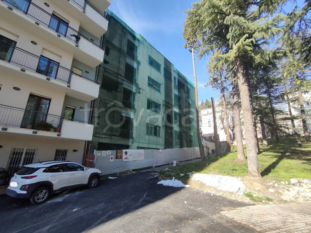 Appartamento in vendita a L'Aquila via Campo di Fossa, 4