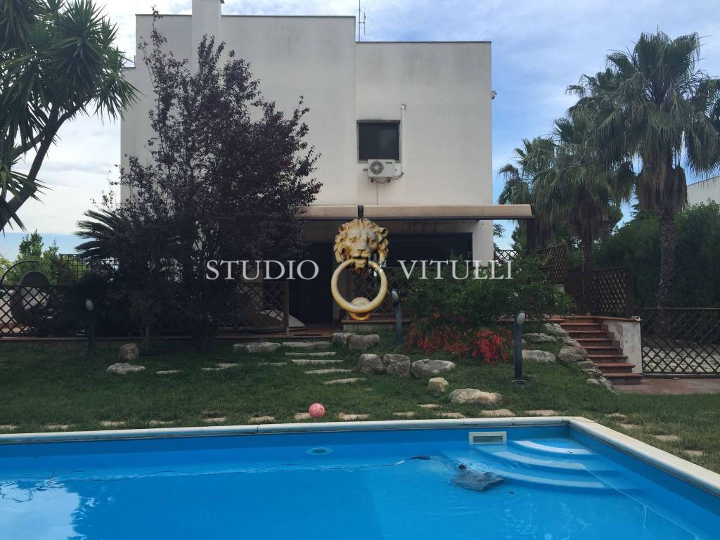Villa in vendita a Bari via Giuseppe Fanelli, 228