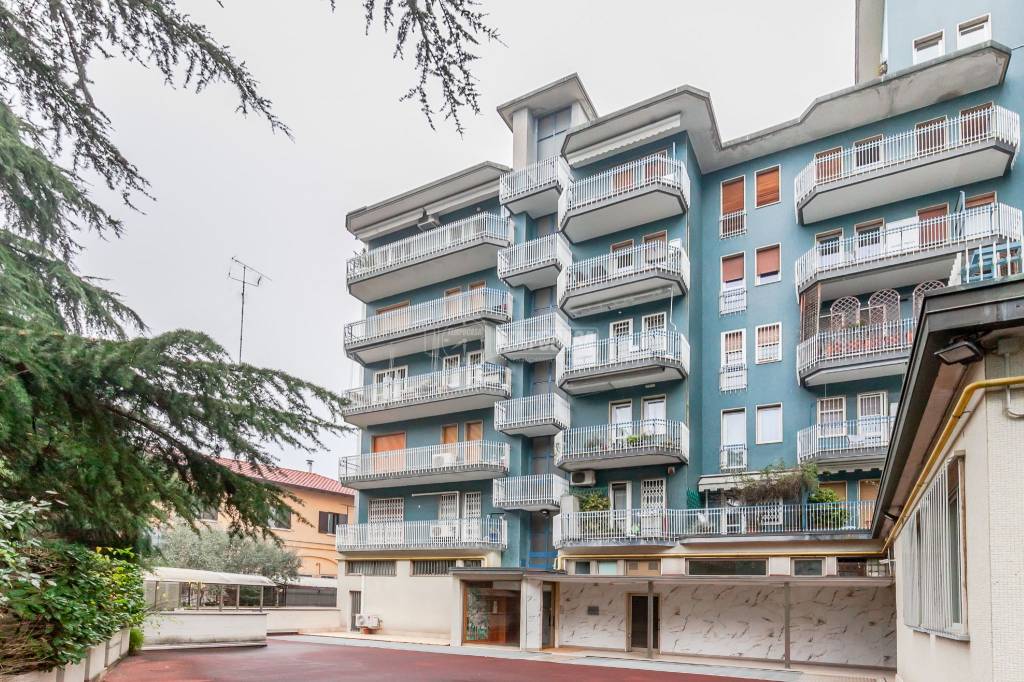 Appartamento in vendita a Novate Milanese via Giacomo Matteotti