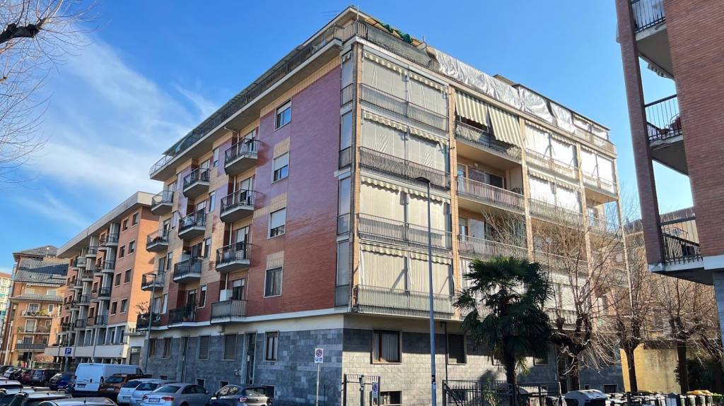 Appartamento in vendita a Torino via Giovanni Poggio, 13