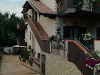 Villa bifamiliare in in vendita da privato a rionero in vulture via vittorio de sica, 17