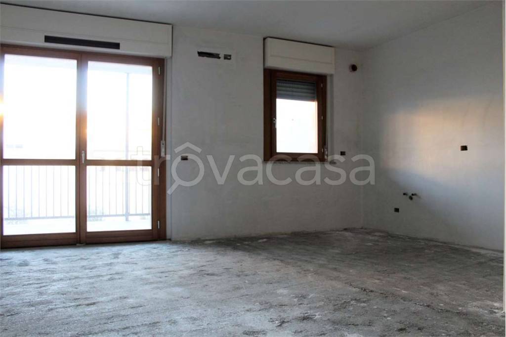 Appartamento in vendita a Novara via Parona , 9