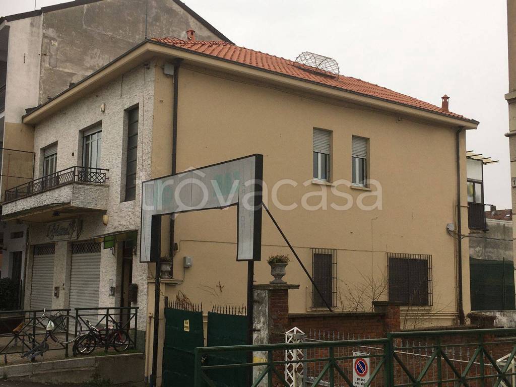 Casa Indipendente in in vendita da privato a Nichelino via Cuneo, 14