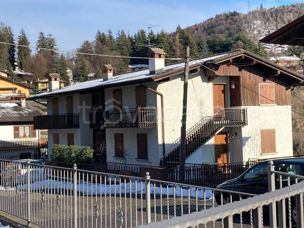 Appartamento in vendita a Selvino via Padova, 40