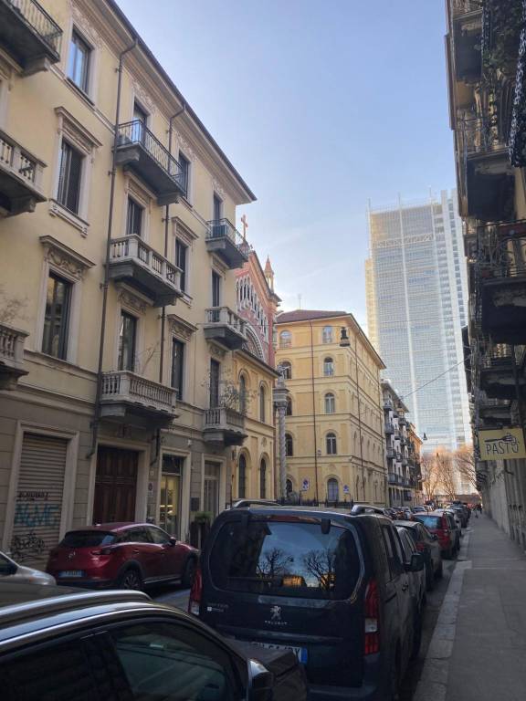 Appartamento in vendita a Torino via Sant'Antonio da Padova, 3