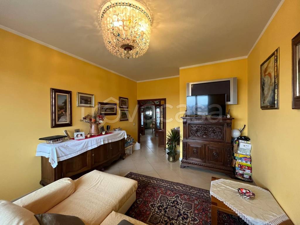 Appartamento in vendita a Calcinaia via n. Casarosa