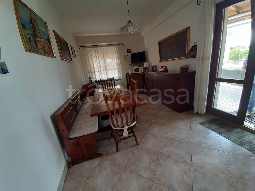 immagine annuncio 2 di 12