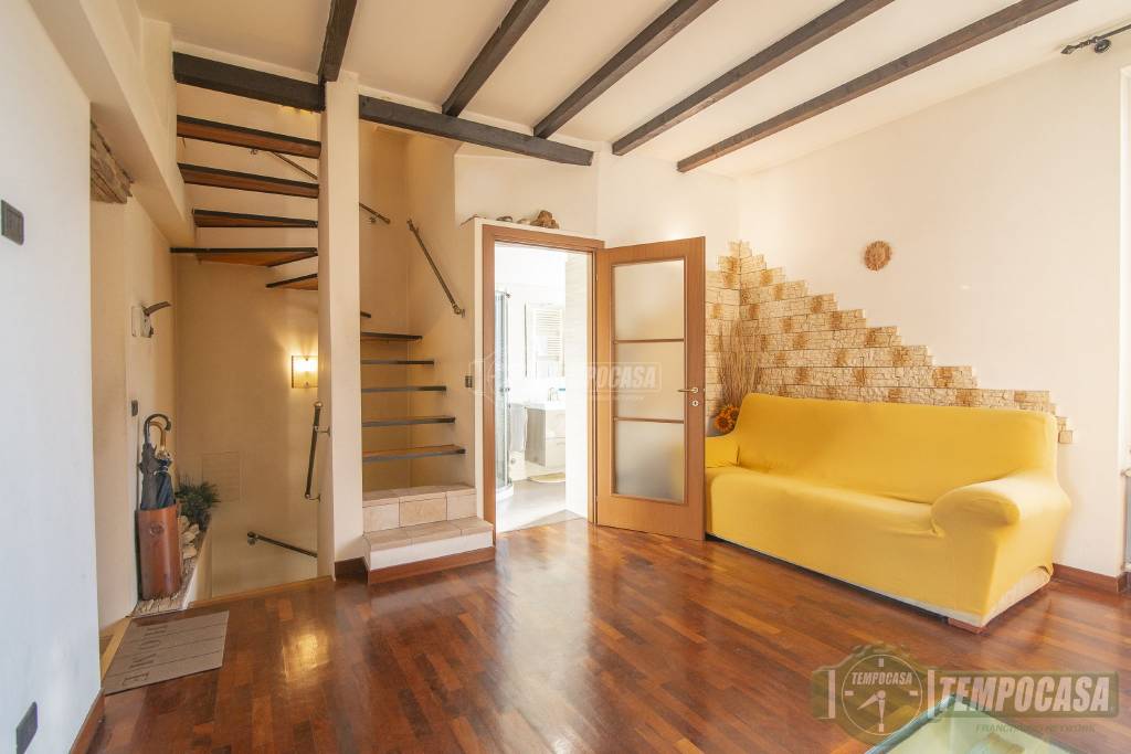 Villa in vendita a Sesto San Giovanni via Monte Grappa, 252